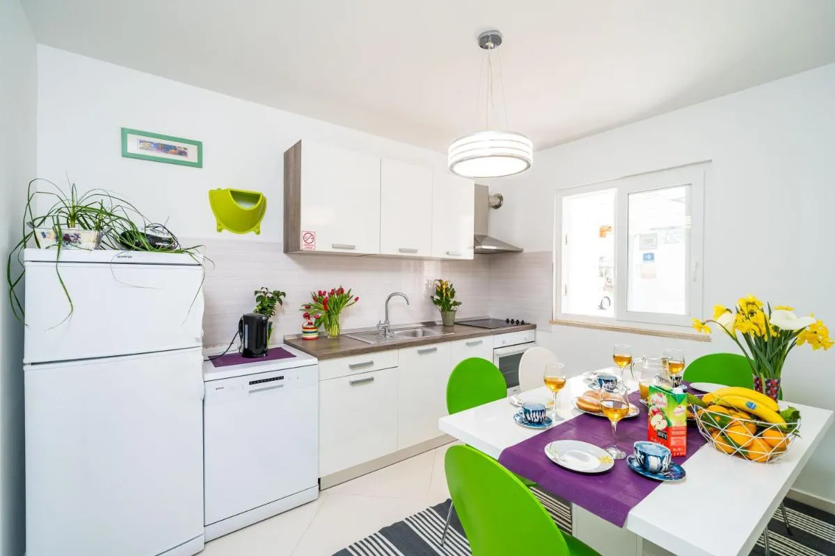 Image 3 of Jele Rooms