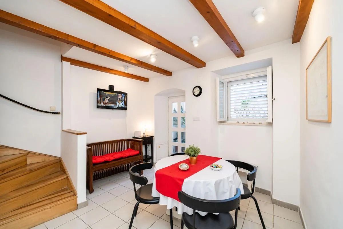 Image 1 of Lovely holiday house Othello next to the Buža beach