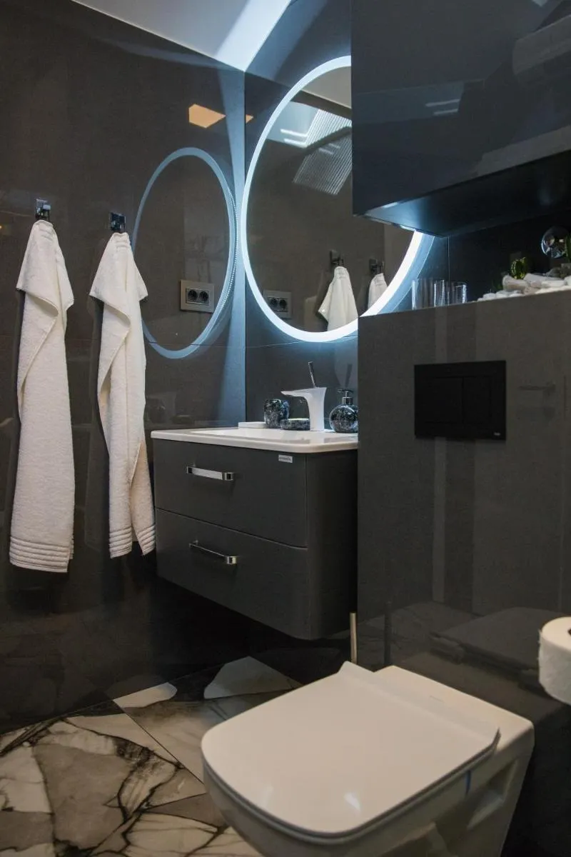 Image 3 of Luxury Apartment Edi