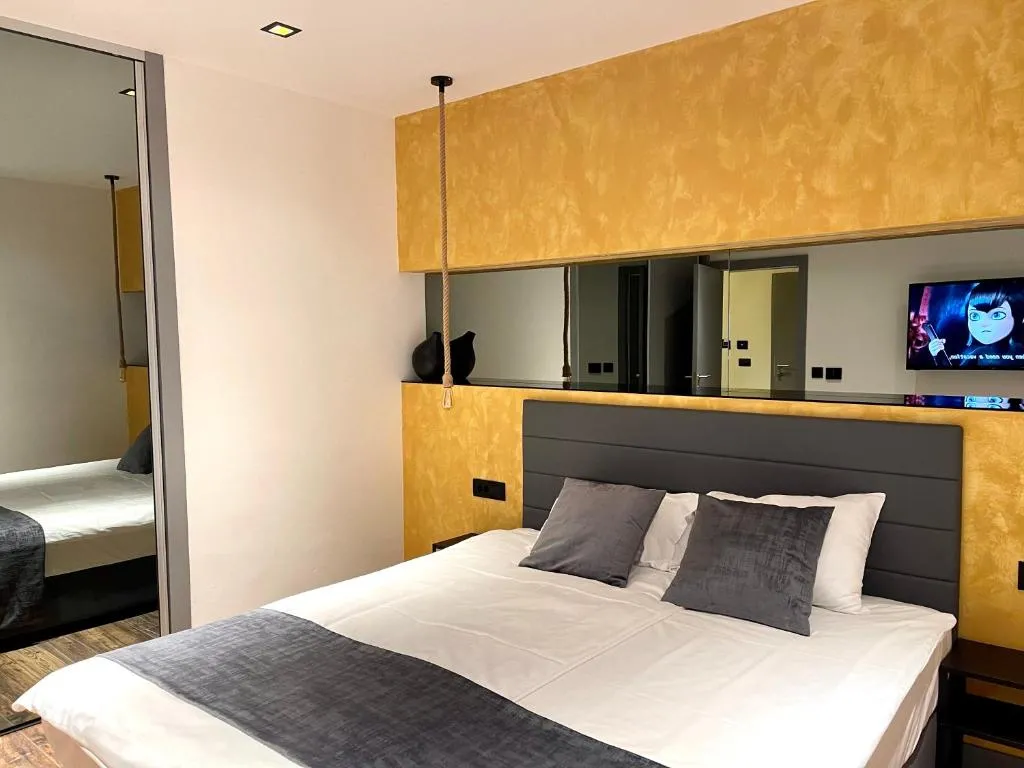 Image of Mangio Dubrovnik Gold