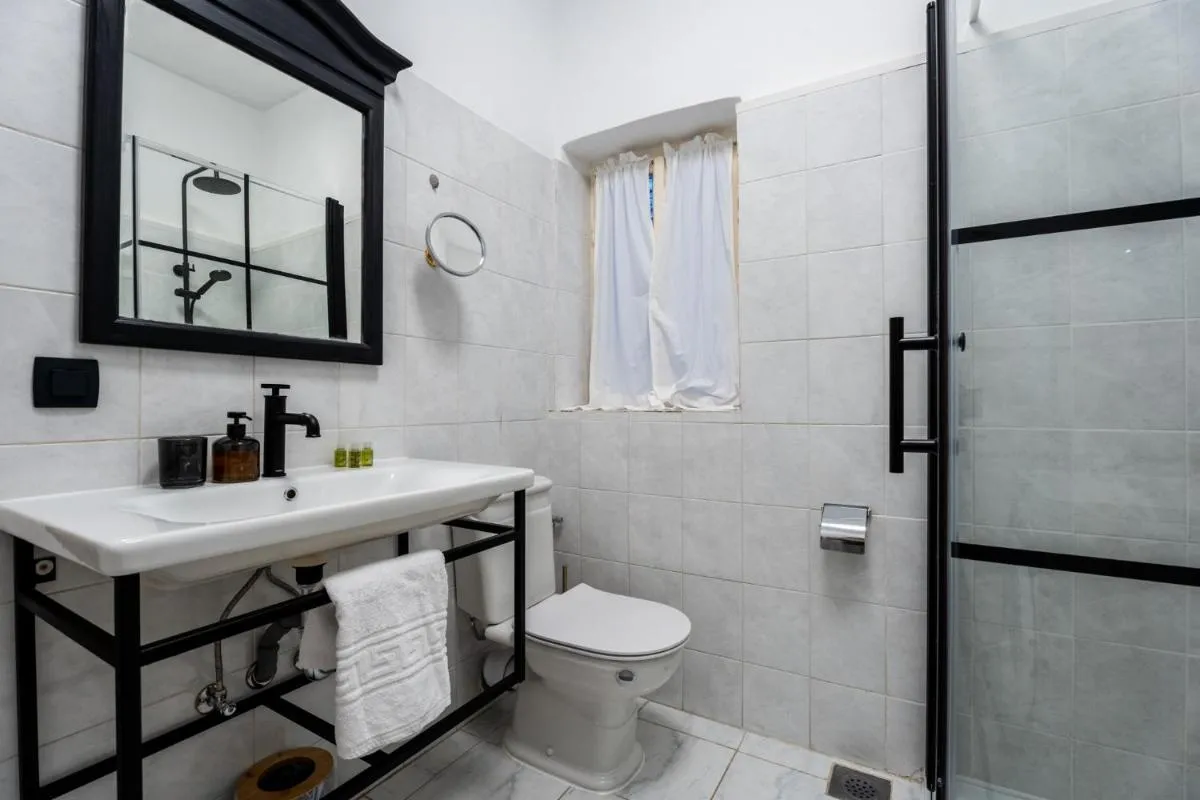 Image 1 of MrGolinski