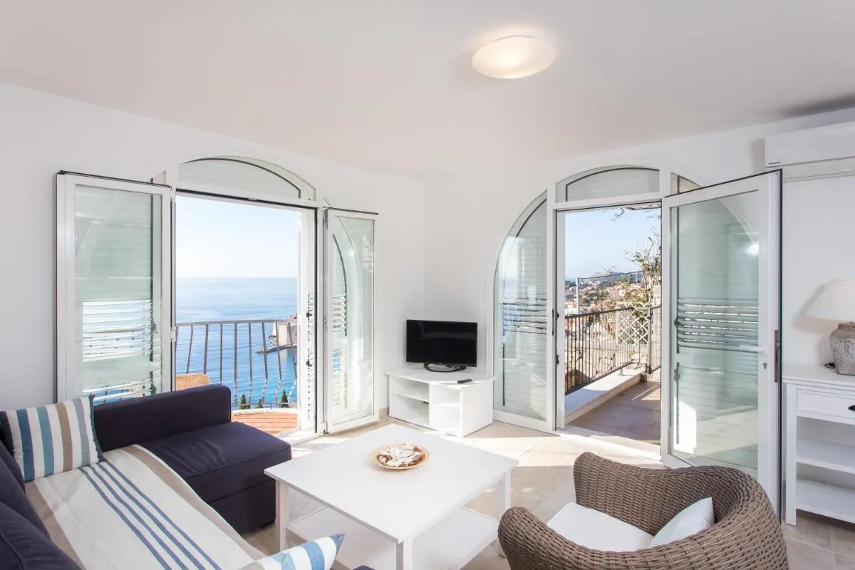 Image 4 of OCEAN APARTMENT by DuHomes