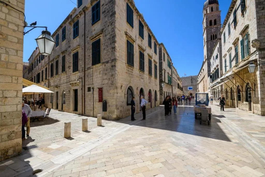 Image 5 of Old Town Apartment Theo