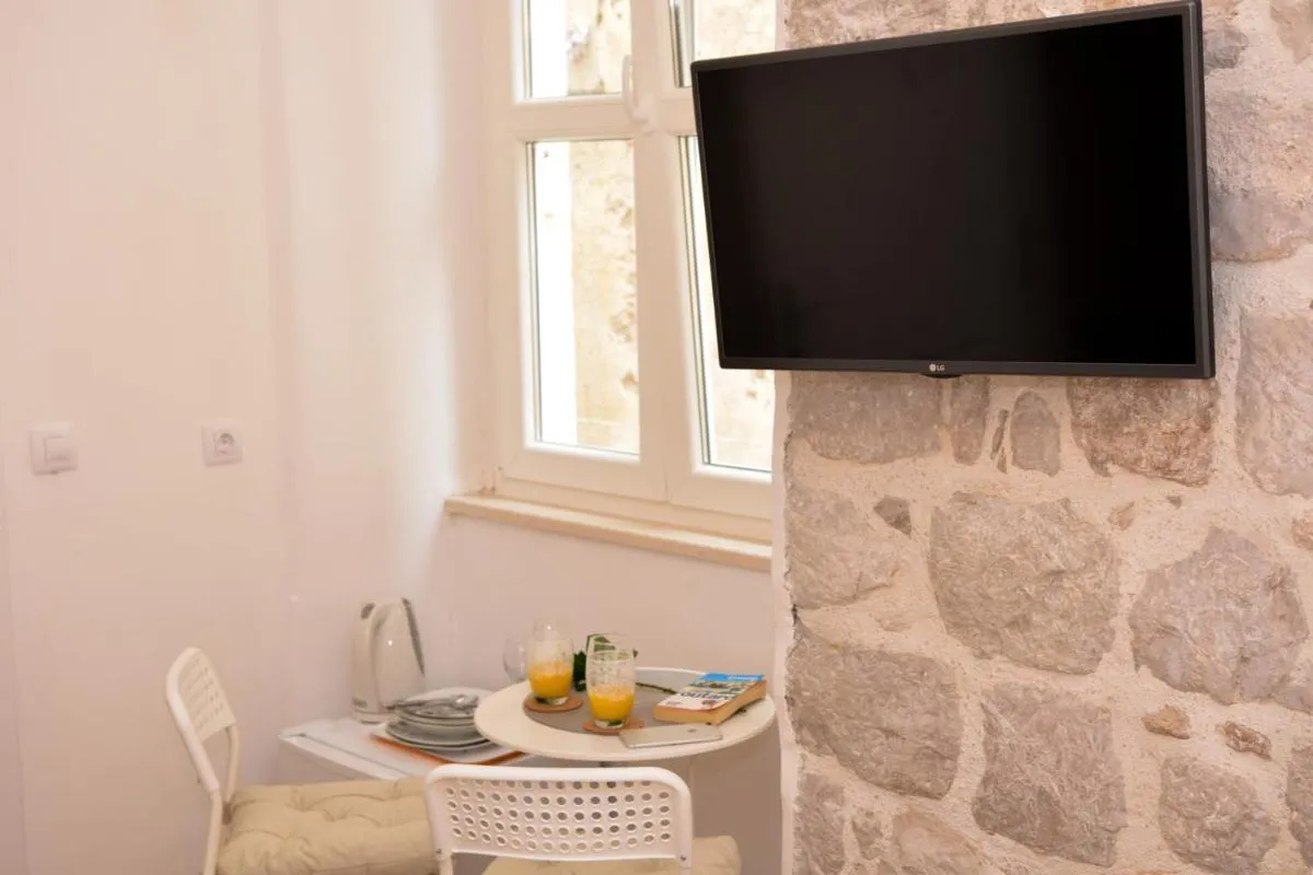 Image 4 of Rilati Old town Palace 1