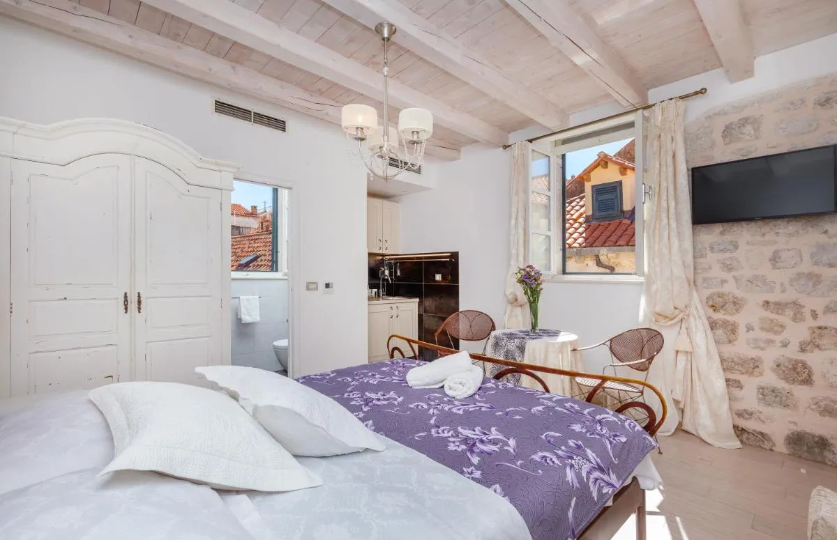 Image 1 of Roko House