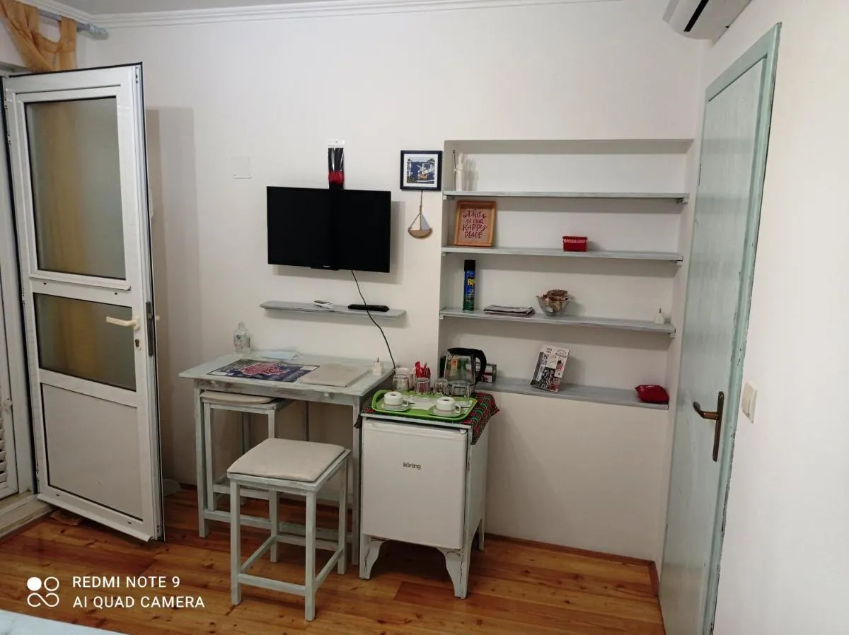 Image 1 of Room & Apartment Saint John