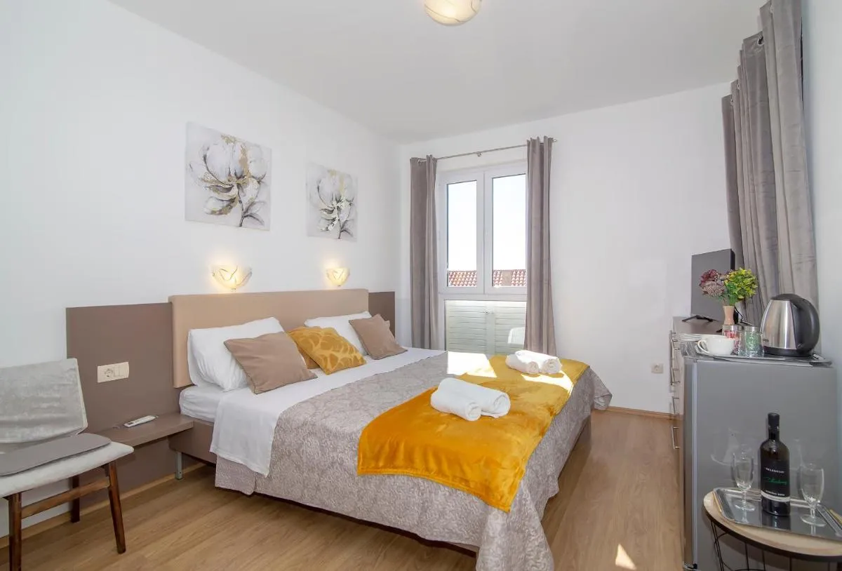 Image 1 of Room Beta with sea view