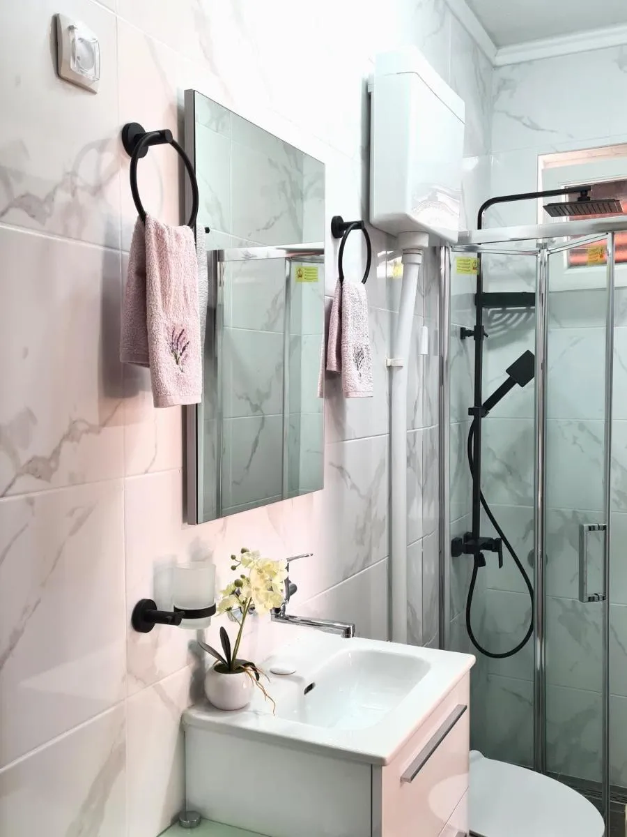 Image 3 of Rooms Monika