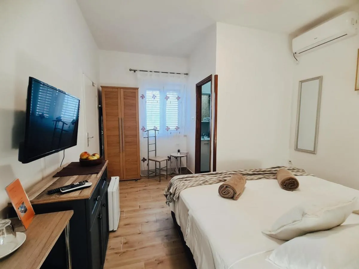 Image 6 of Rooms Monika