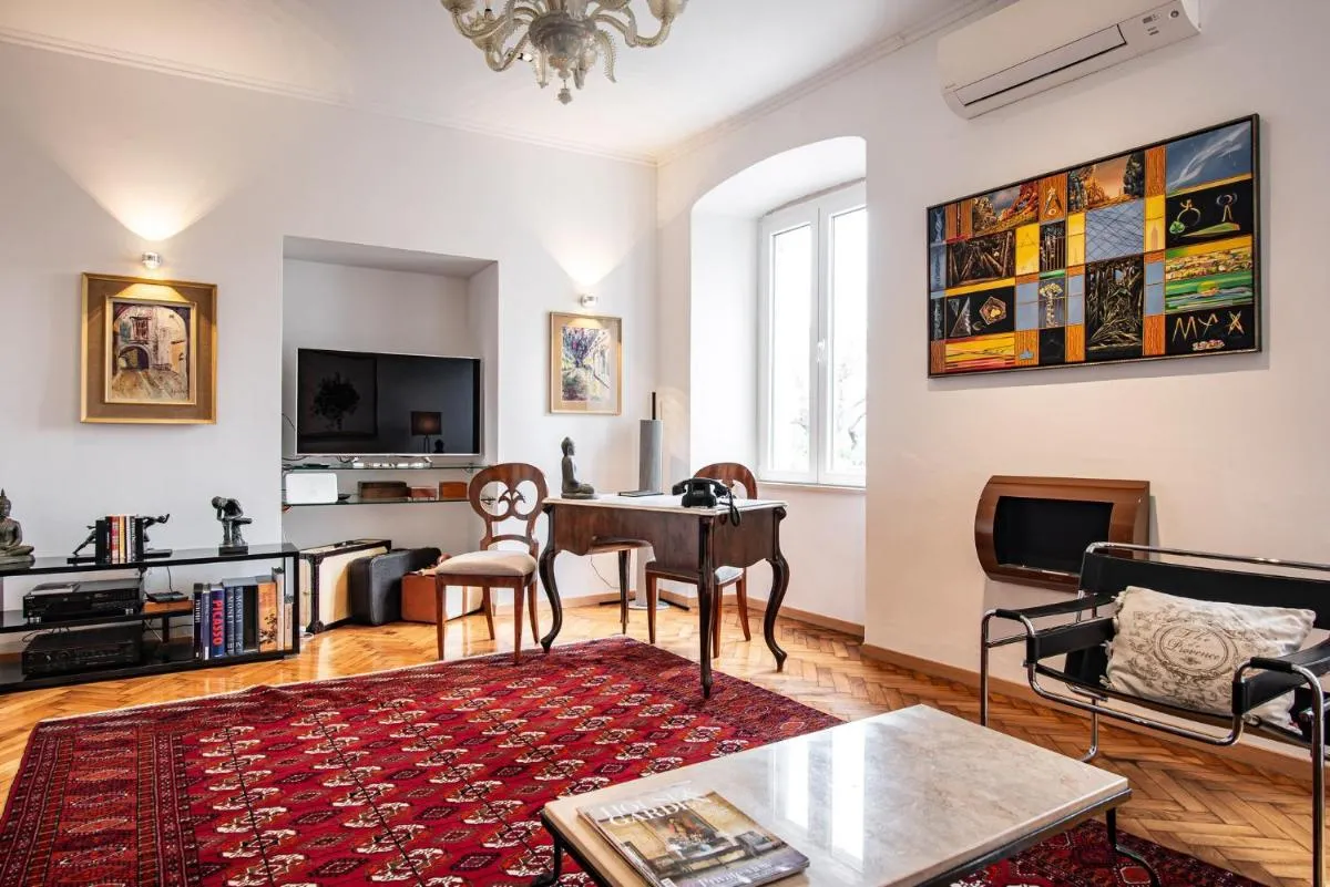 Image 5 of SECRET GARDEN APARTMENT by DuHomes