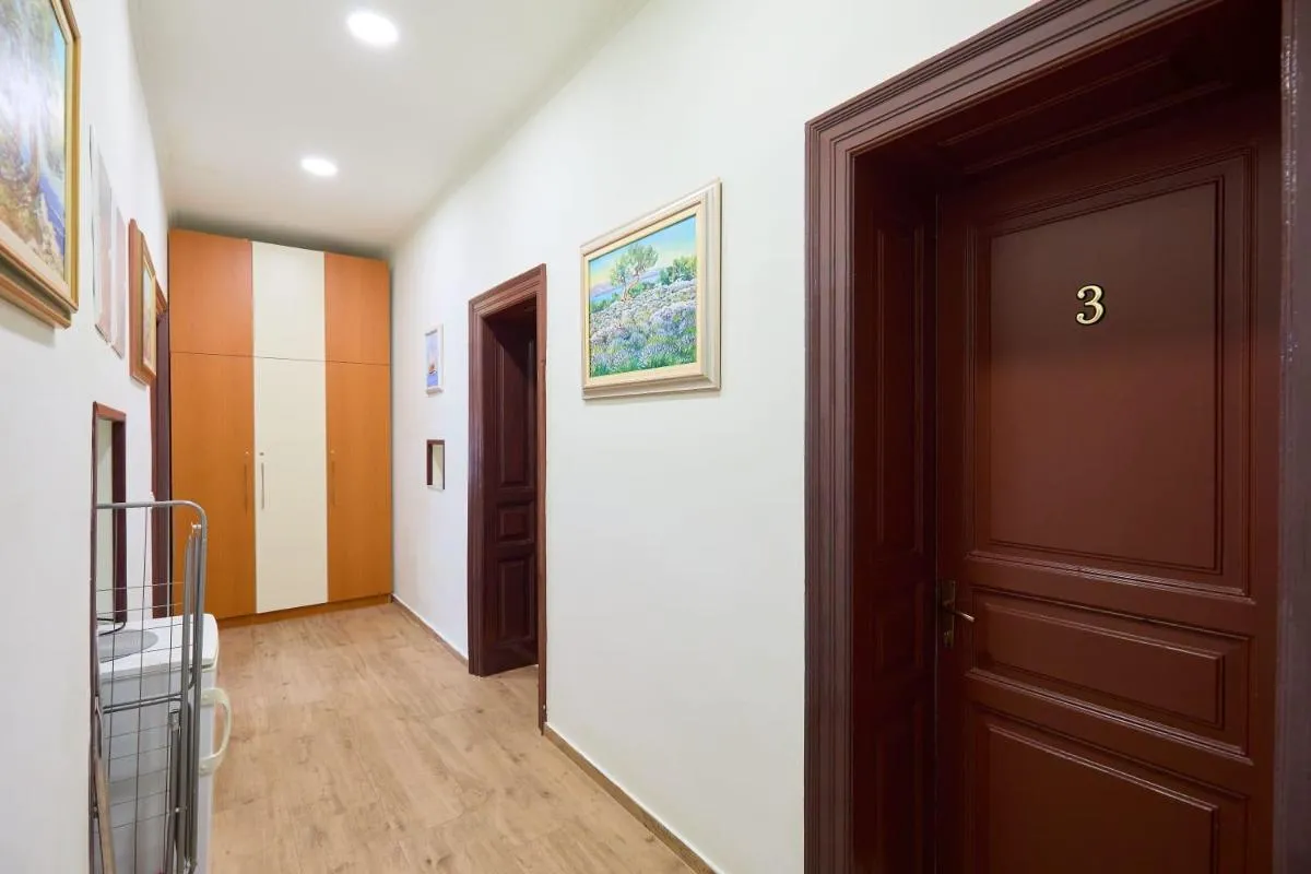 Image 5 of Spacious 4 Bedroom Dubrovnik Apartment