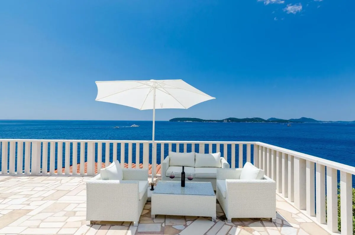 Image 6 of Stone Apartments