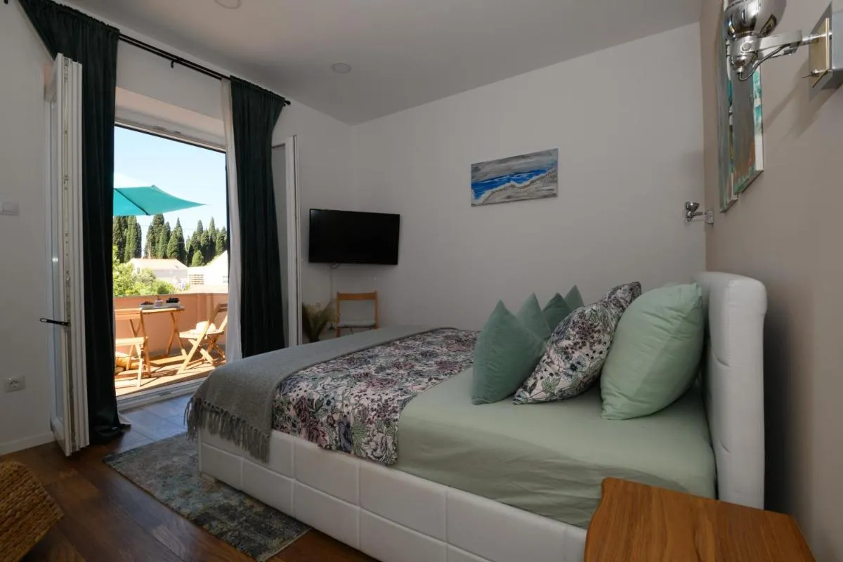 Image 4 of Sunny Getaway Apartments