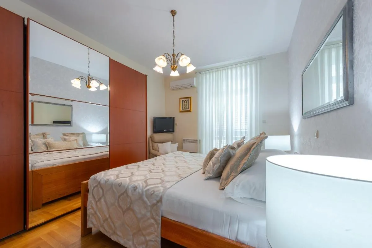 Image 1 of Superior Stunning Apartment Gravosa with a FREE parking