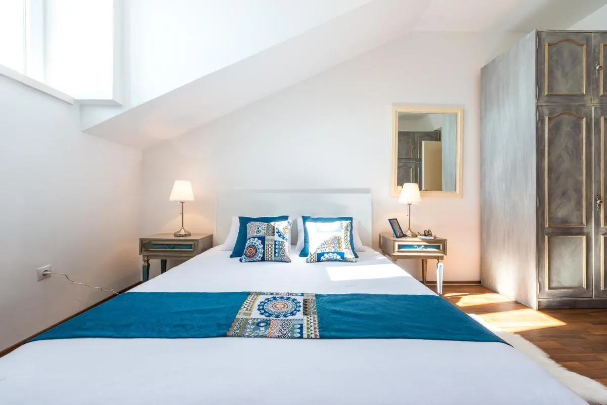 Image 6 of Two Palm Trees Apartment