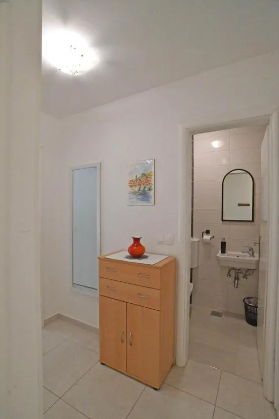 Image 3 of Verica house