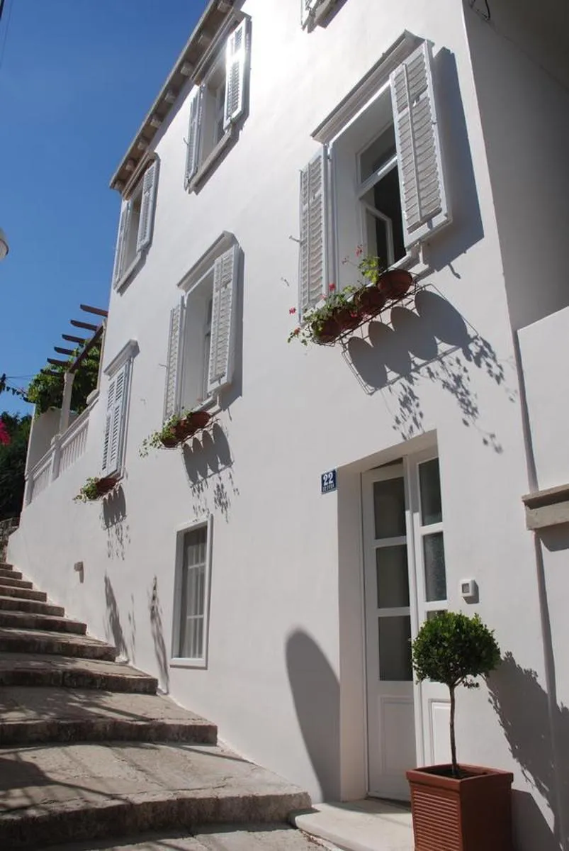 Image 5 of Villa Antipodes