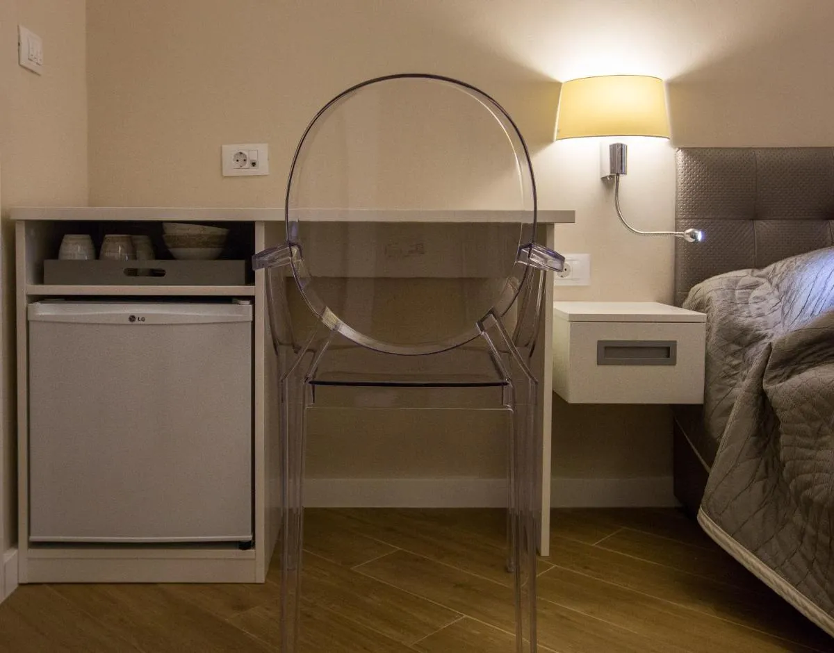 Image 2 of Villa Flores Room