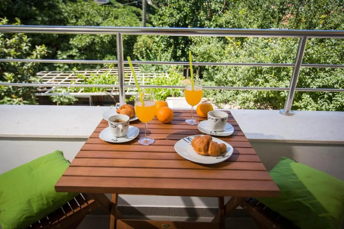 Image 1 of Villa Mia