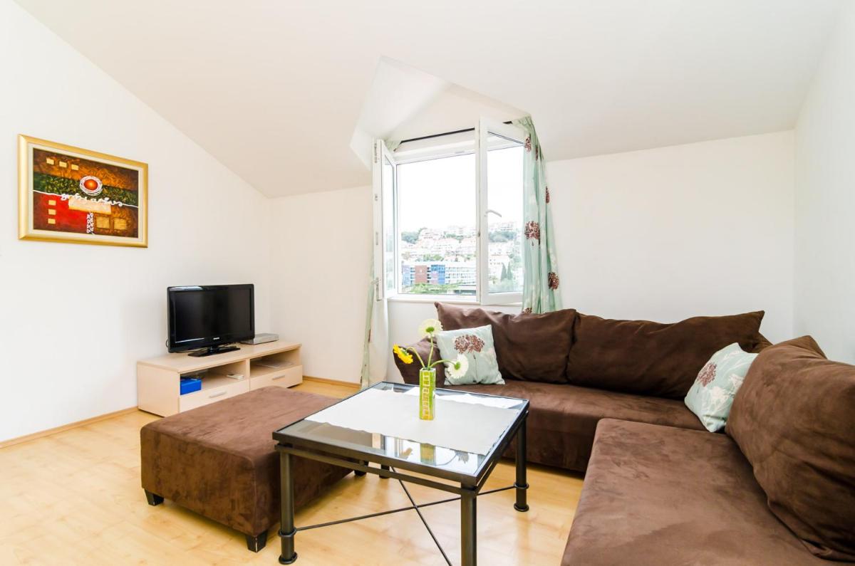 Image 4 of A2- Dream, separate entrance, in A Stone-built House, close to the Sunset beach