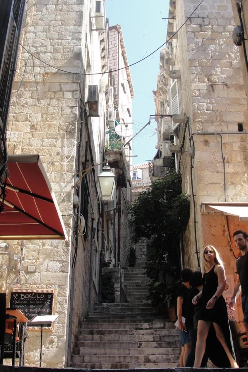 Image 5 of Antunini II