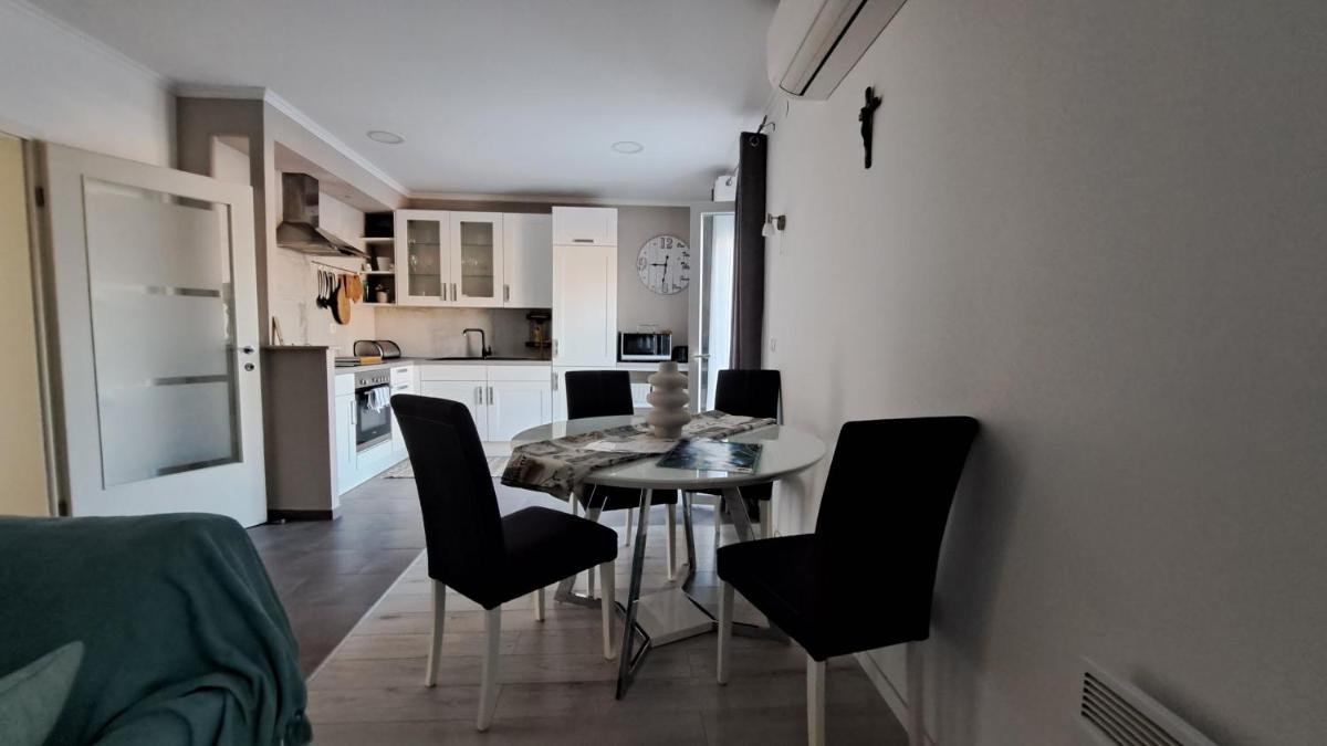 Image 3 of Apartman TIANNI