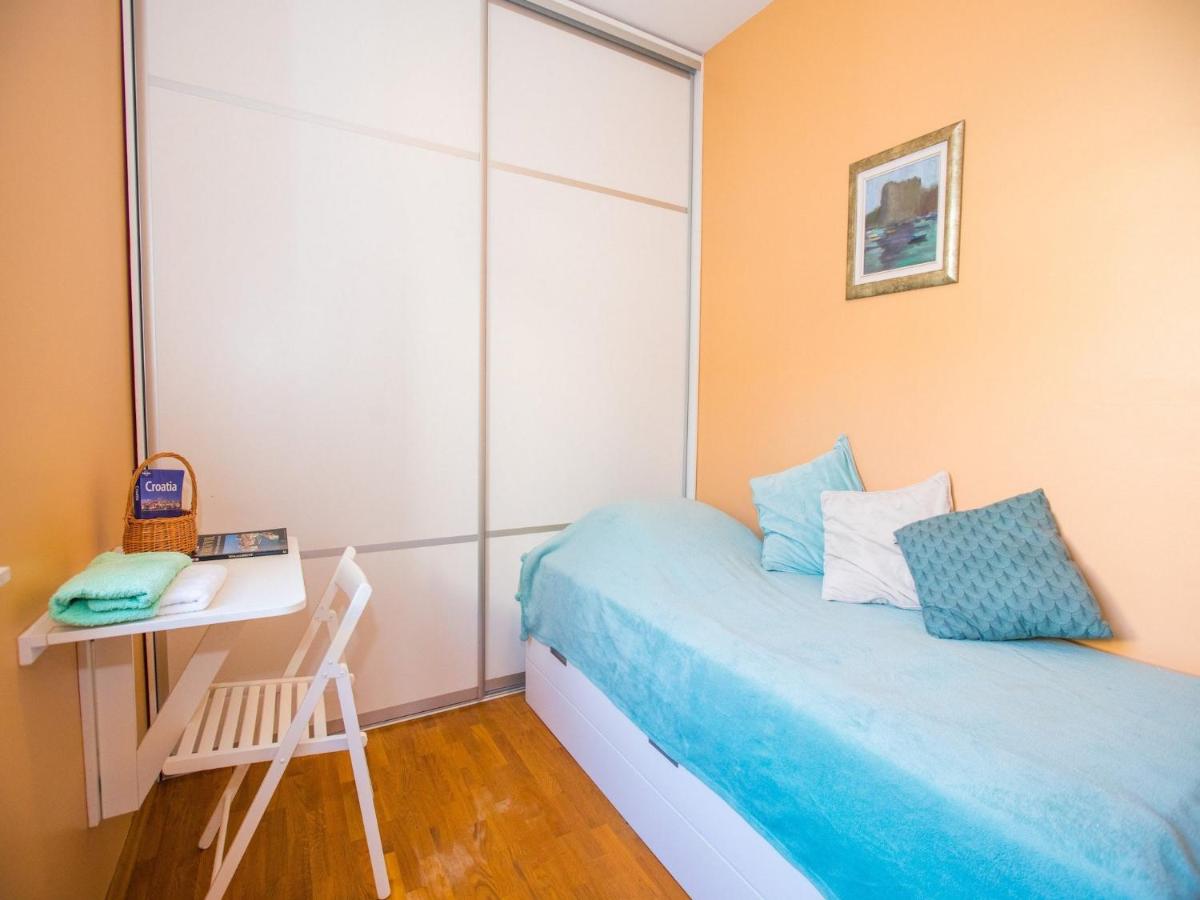 Image 6 of Apartment 3 beaches with free parking