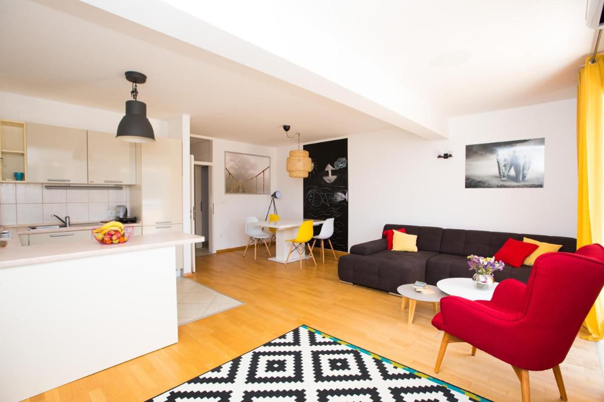 Image 3 of Apartment Antomia