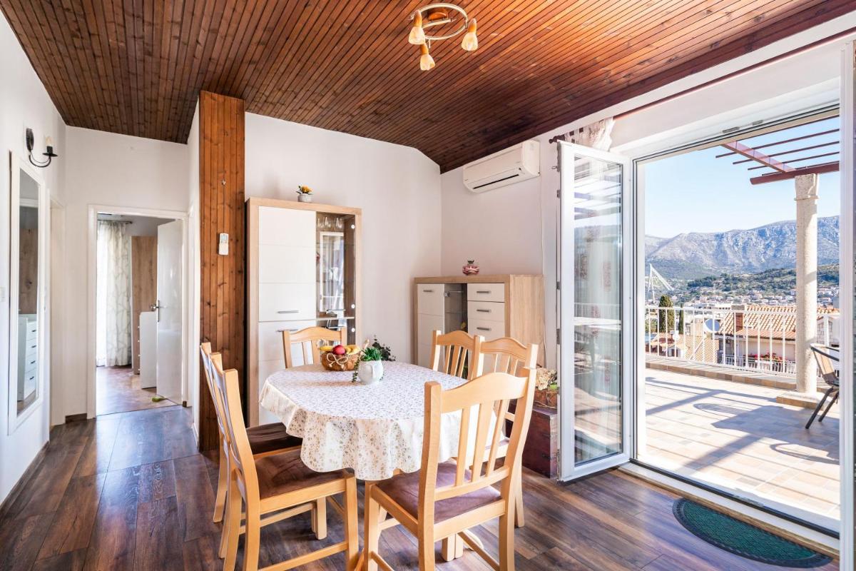 Image 2 of Apartment Dorica