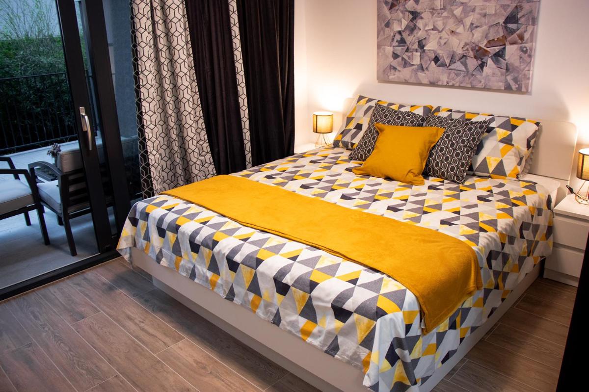 Image 6 of Apartment Figurin