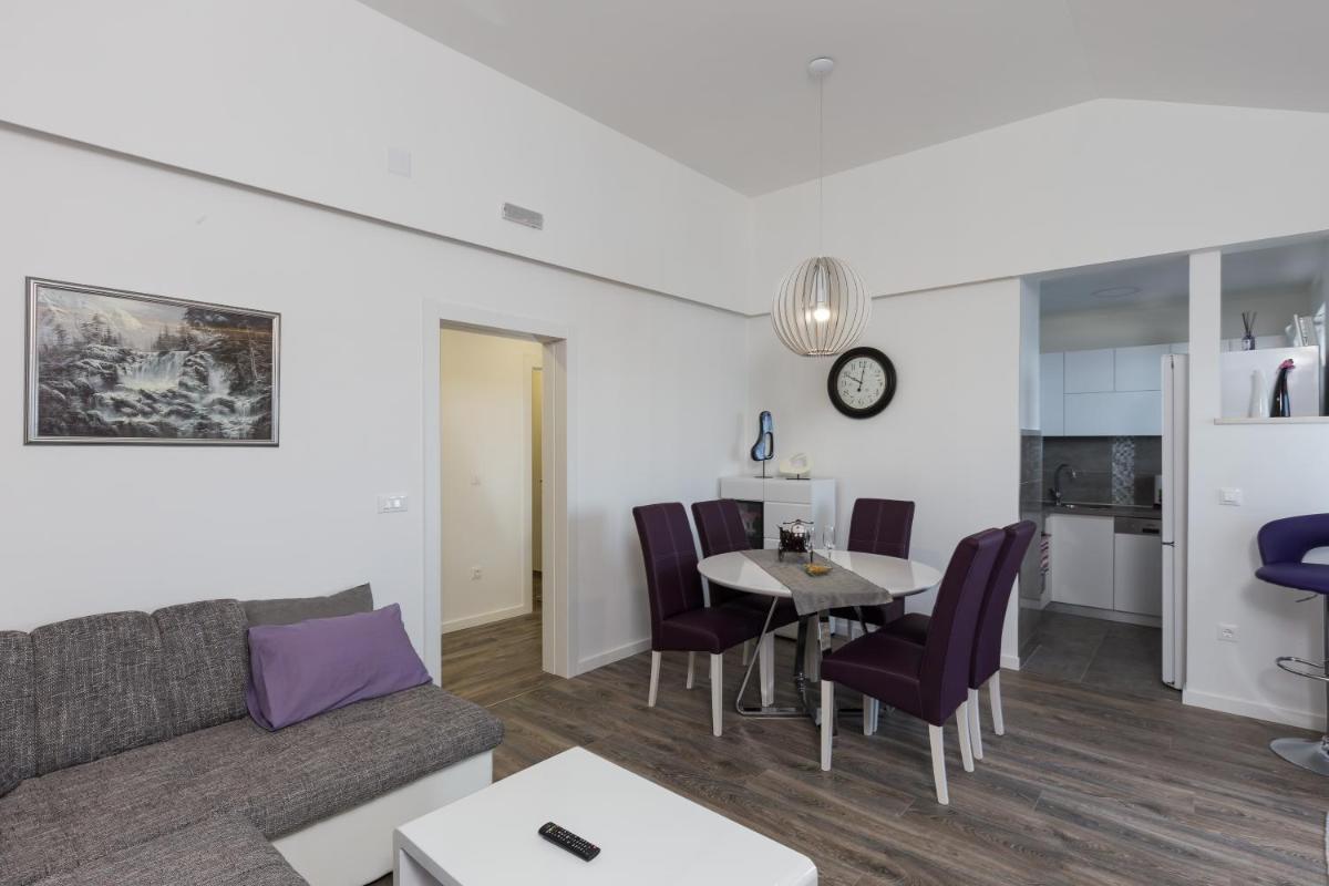 Image 5 of Apartment H&D