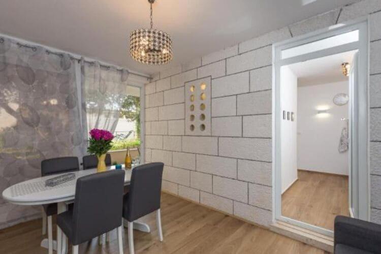 Image 3 of Apartment Hitri – One Bedroom Apartment with Terrace and Garden View