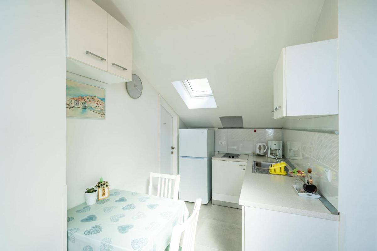 Image 3 of Apartment Ingrid