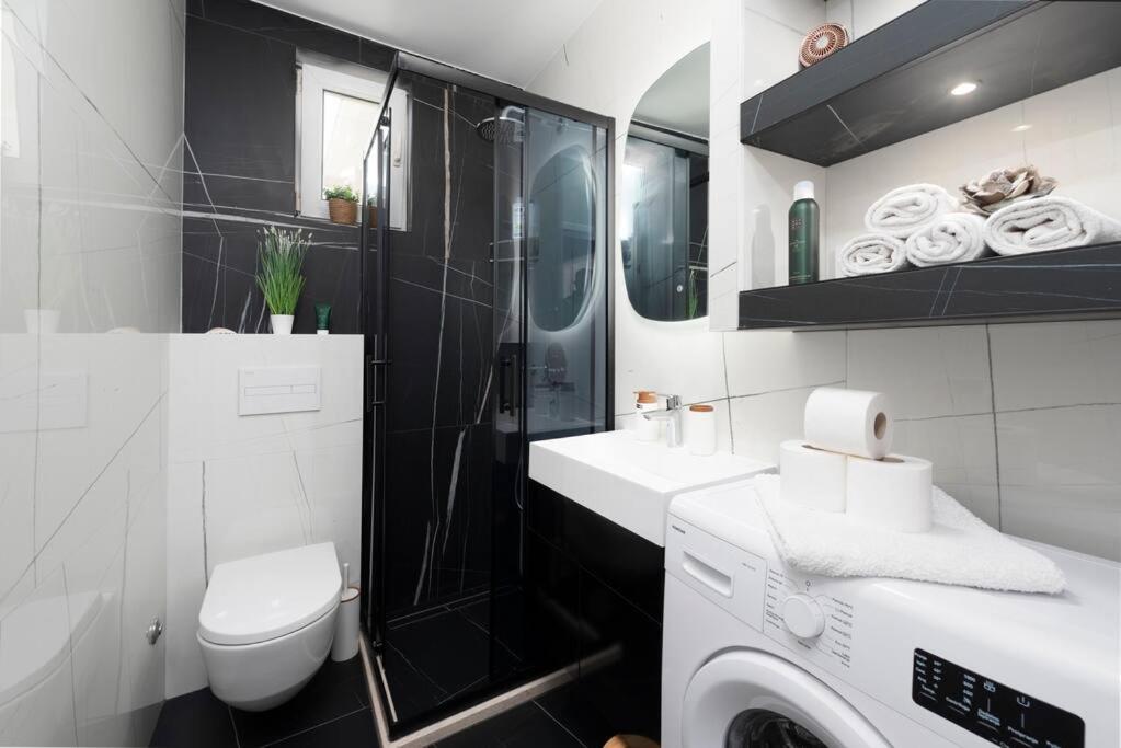 Image 2 of Apartment Kate with FREE PARKING