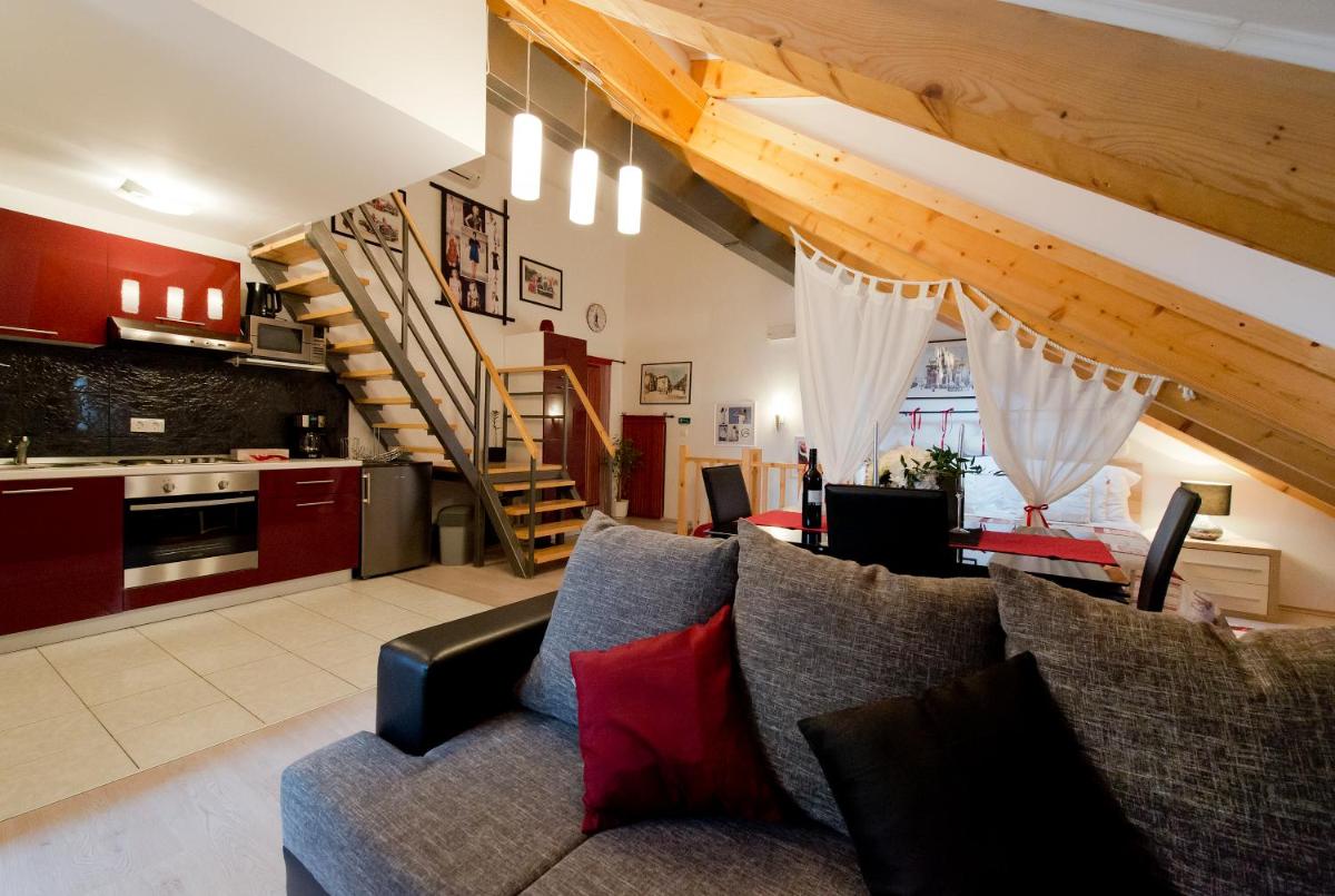 Image 3 of Apartment Mishel