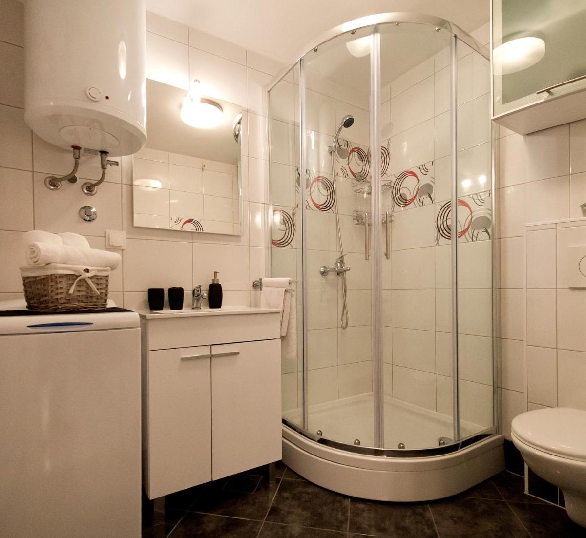 Image 2 of Apartment Mishel