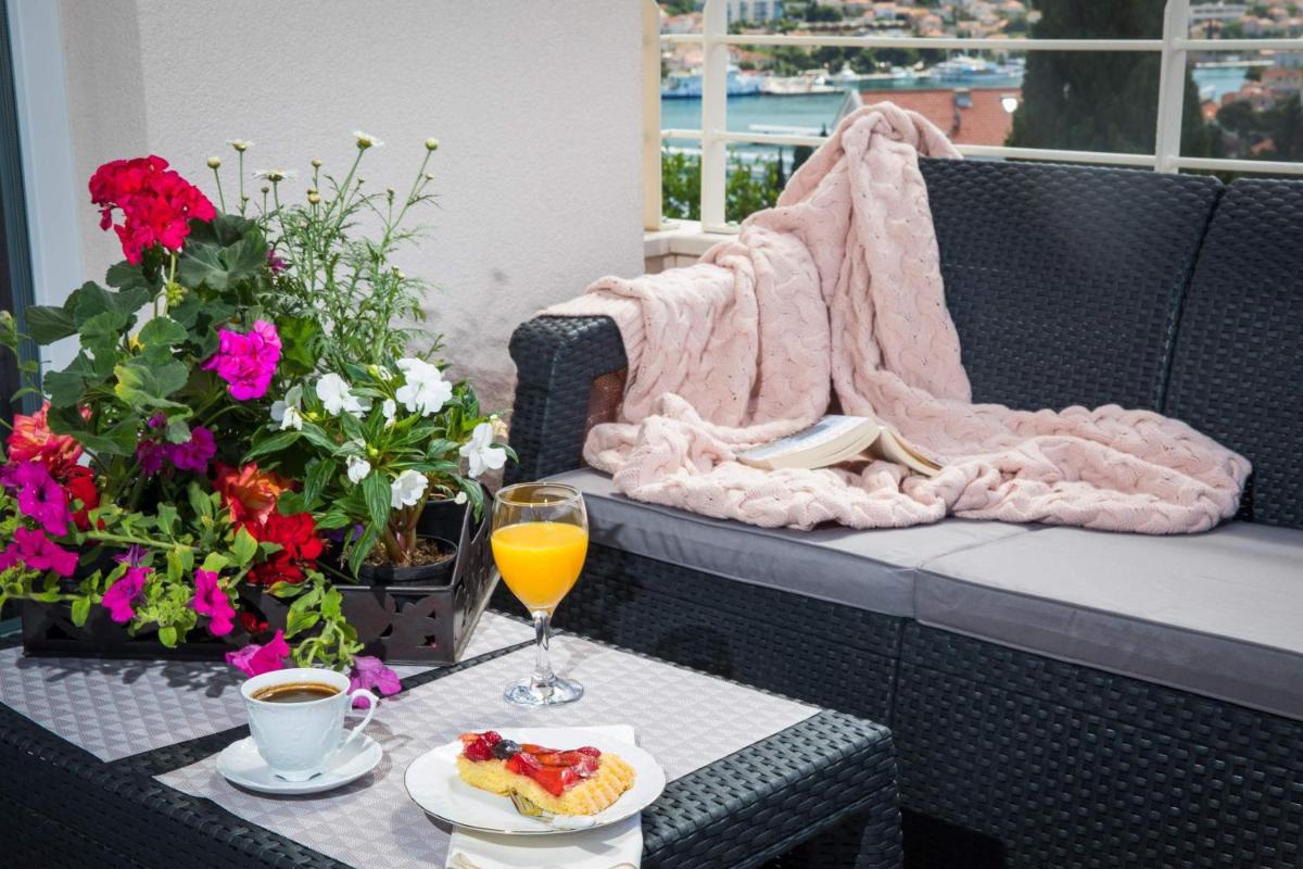 Image 3 of Apartment Navis