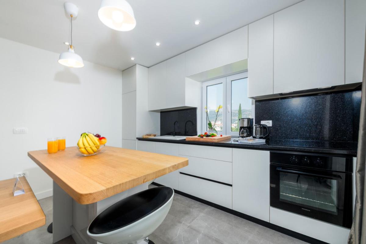 Image 4 of Apartment Nea