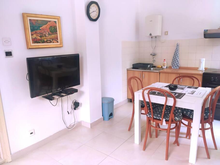 Image 4 of Apartment near the Old Town 2