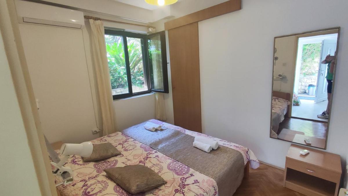 Image 1 of Apartment near the Old Town 2