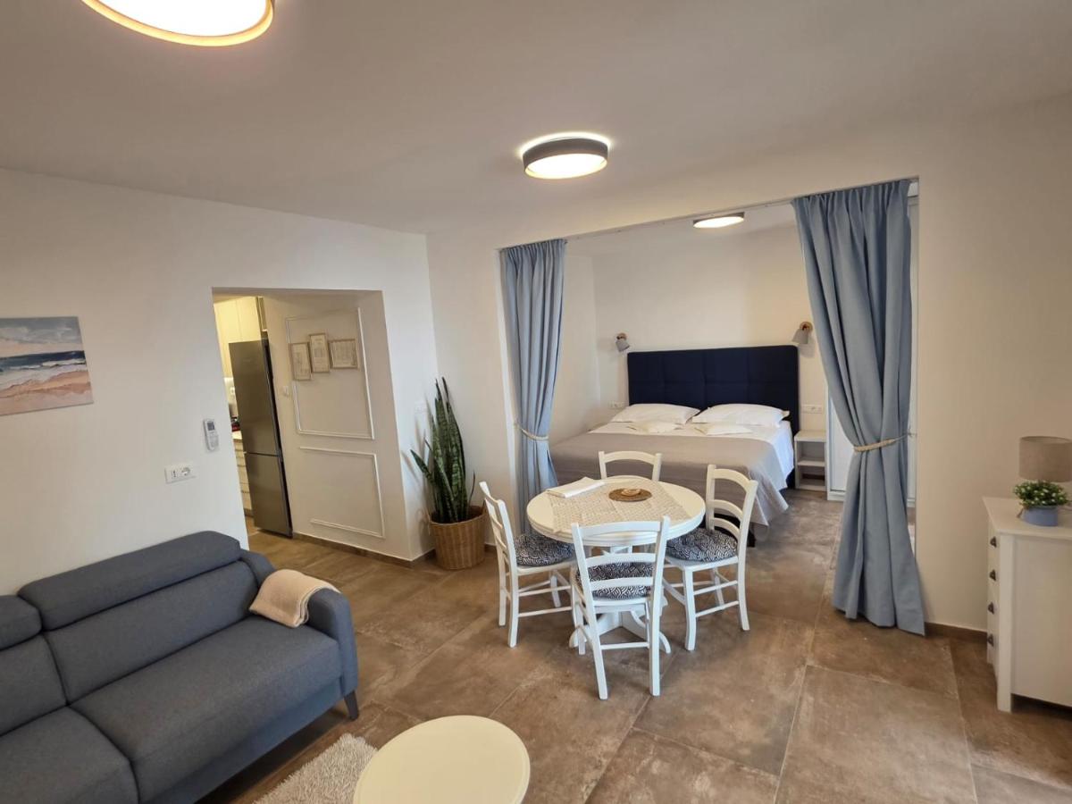 Image 3 of Apartments Ante