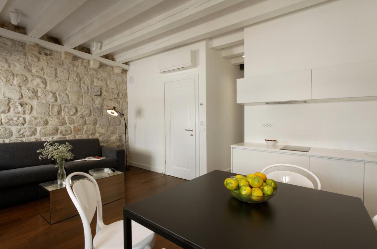 Image 3 of Apartments Eleganca