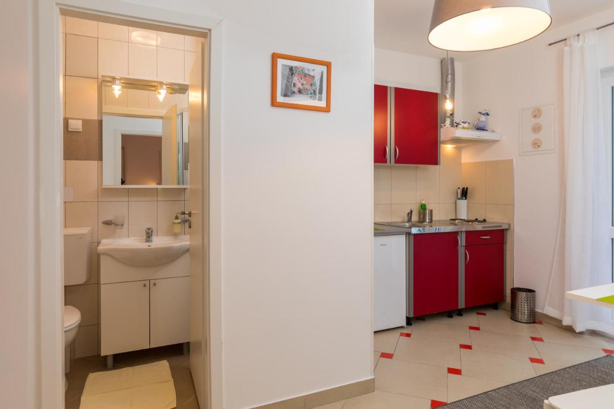 Image 2 of Apartments Lile 1