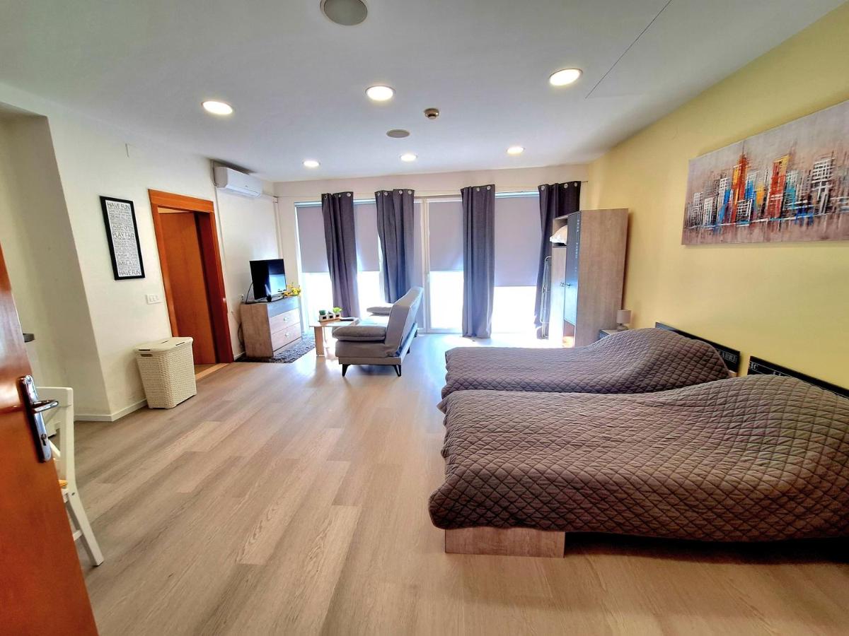 Image 2 of Apartments Midnight City