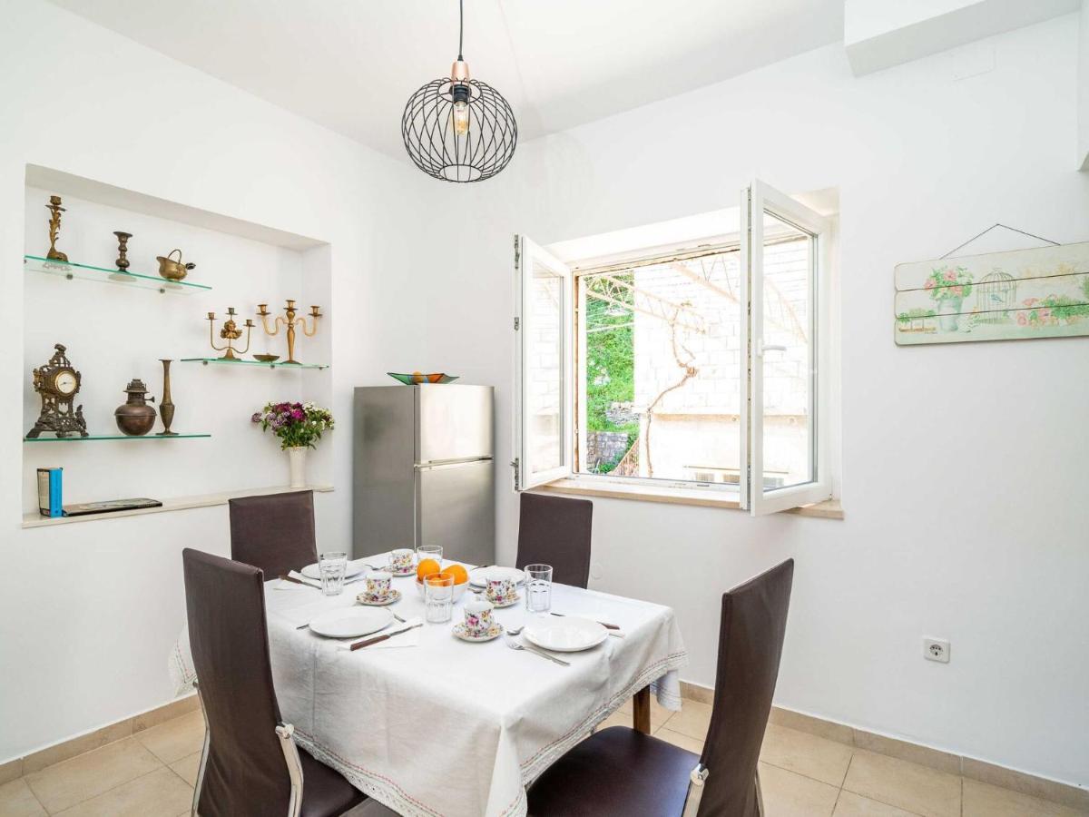 Image 3 of Apartments Sisic – Two Bedroom Apartment with Terrace