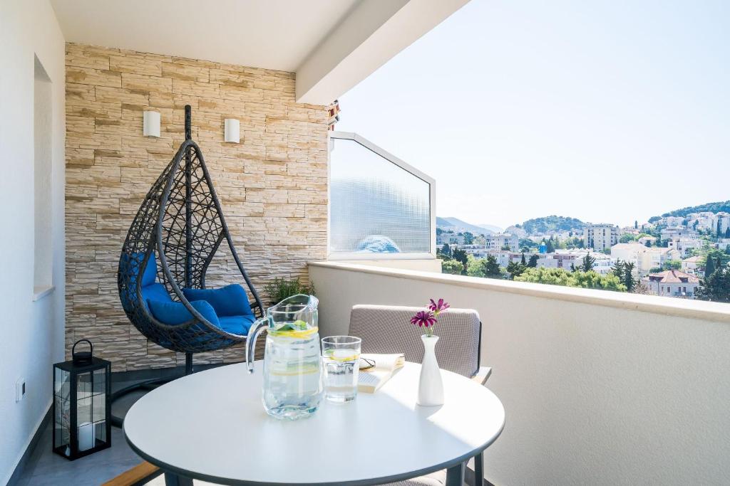 Image of Apartments Swallow’s Nest