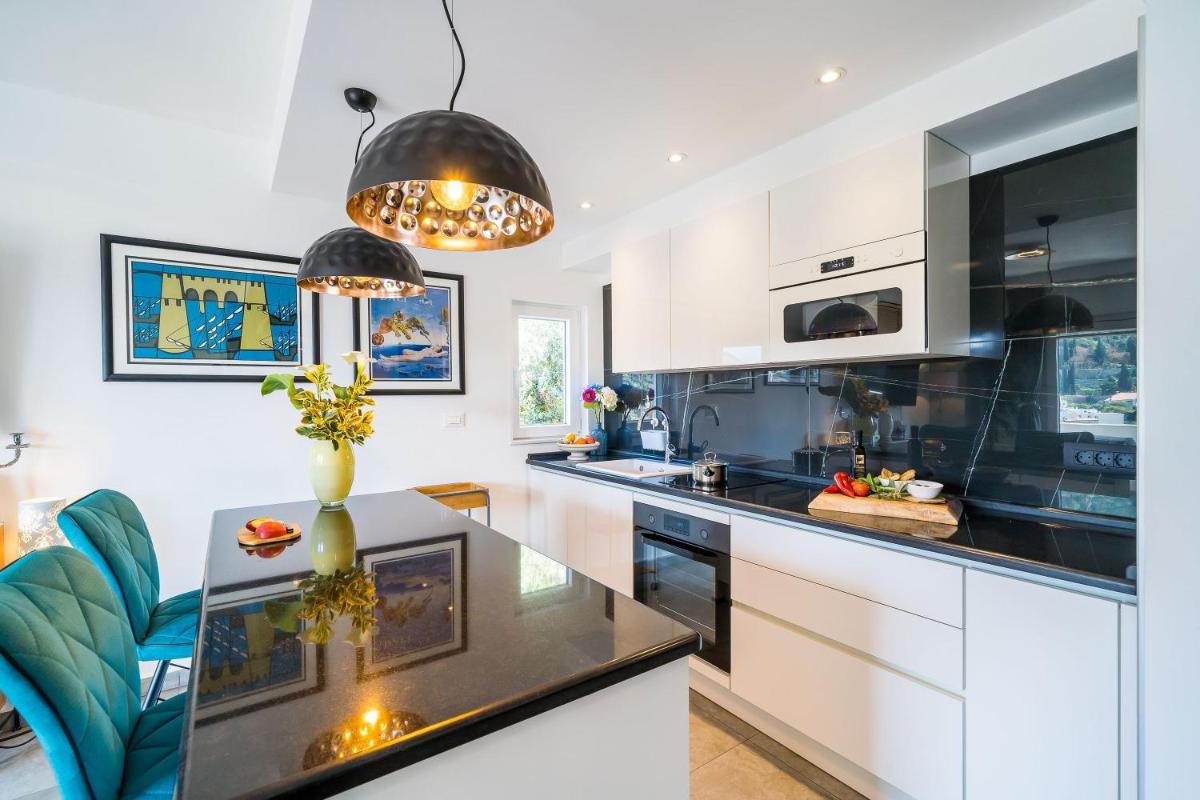 Image 2 of Apartments Swallow’s Nest