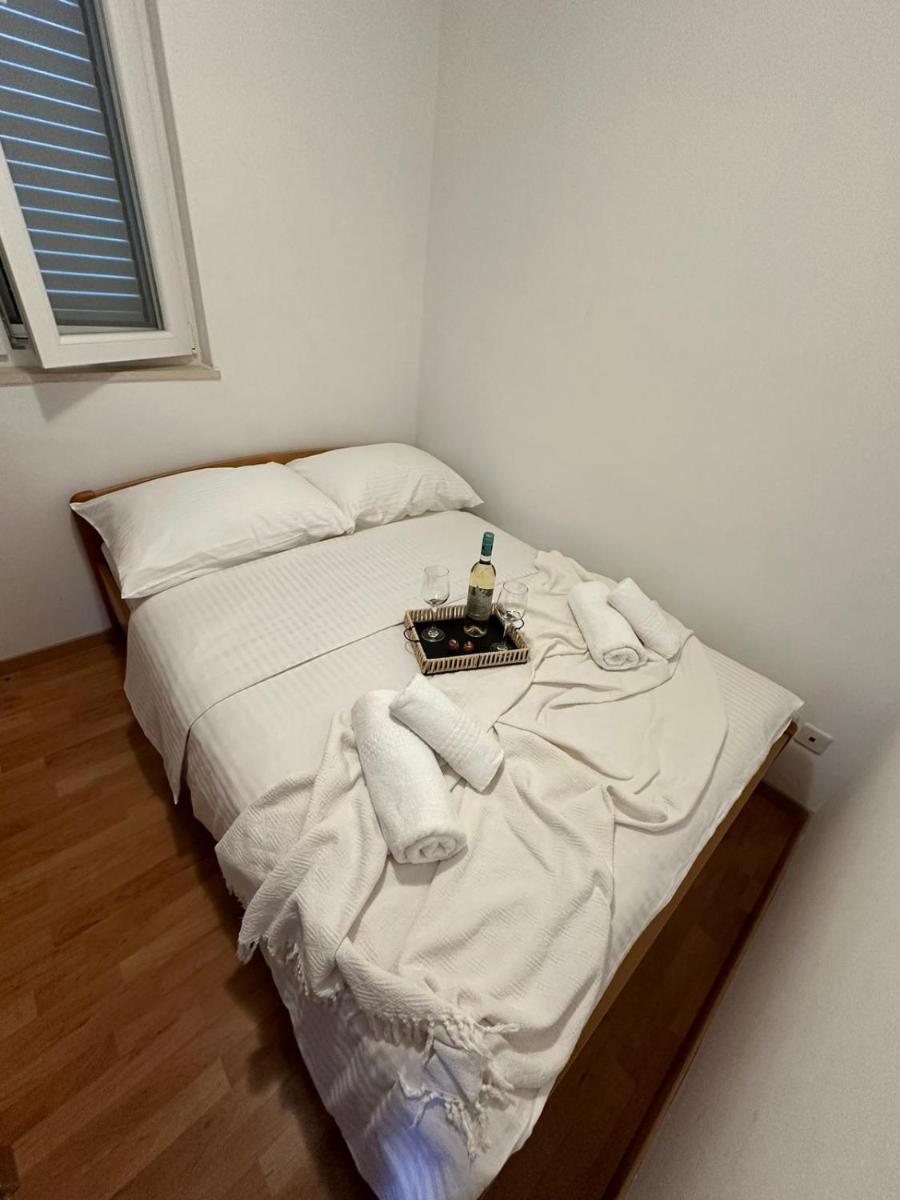 Image 3 of BeLinda sea view