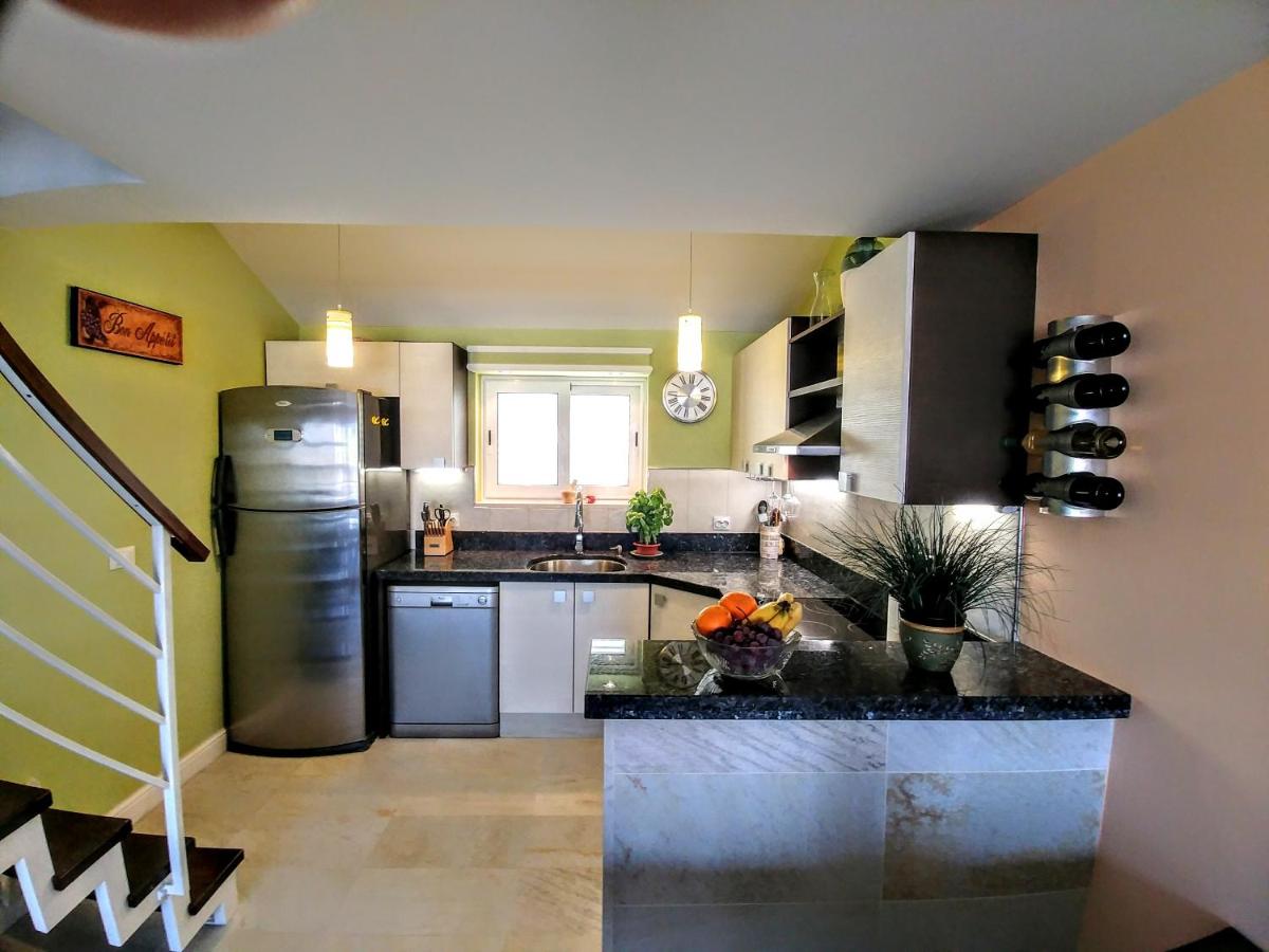 Image 1 of Beautiful 2 bedroom 2 bathroom sea view