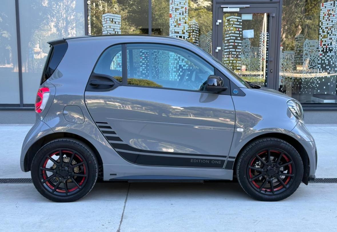 Image 5 of Brand New Villa Carmelita Exclusive with free Smart Car